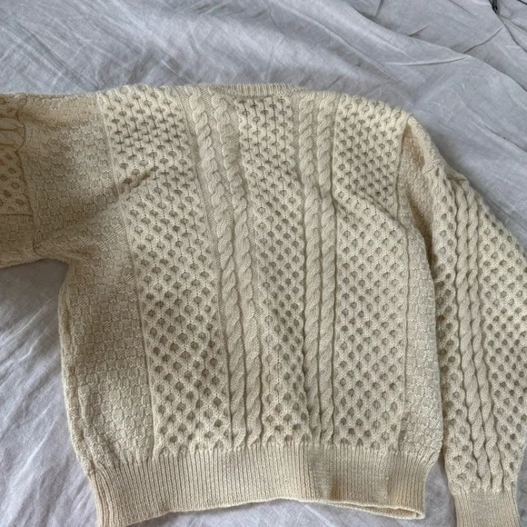 VTG Gaeltarra  made in Ireland cream 100% wool Medium men’s sweater - Picture 6 of 7